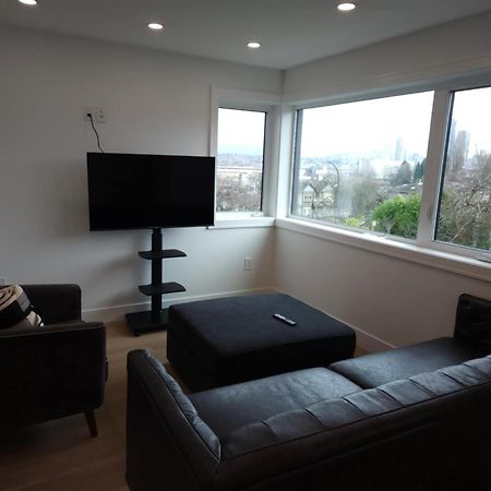 וונקובר Signature Luxe Top-Floor Townhouse 2Br, 3Ba With Stunning Views מראה חיצוני תמונה